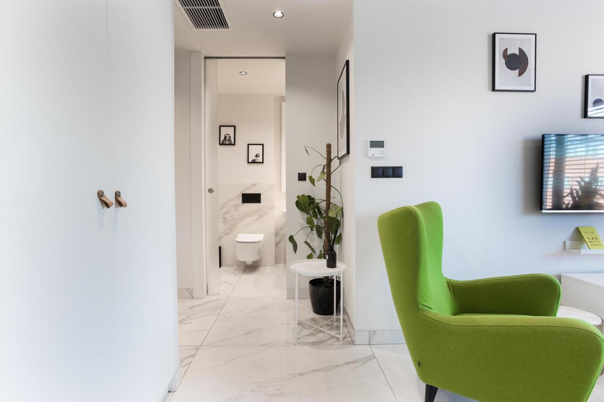 Centro Design Apartments - Polwiejska Poznań Exteriör bild