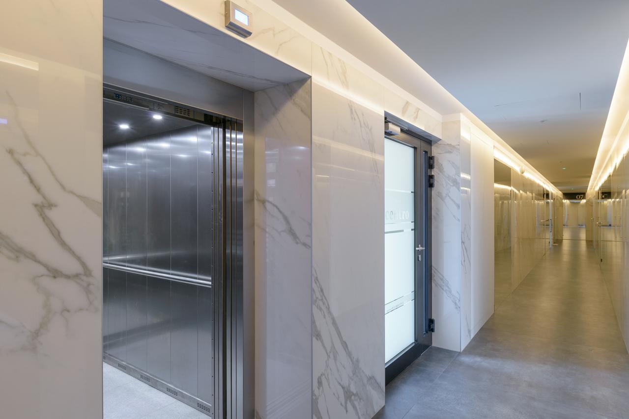 Centro Design Apartments - Polwiejska Poznań Exteriör bild