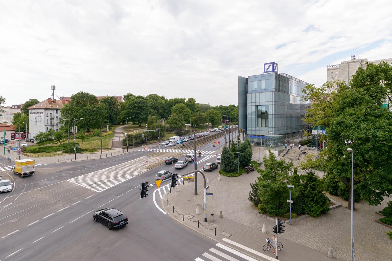 Centro Design Apartments - Polwiejska Poznań Exteriör bild