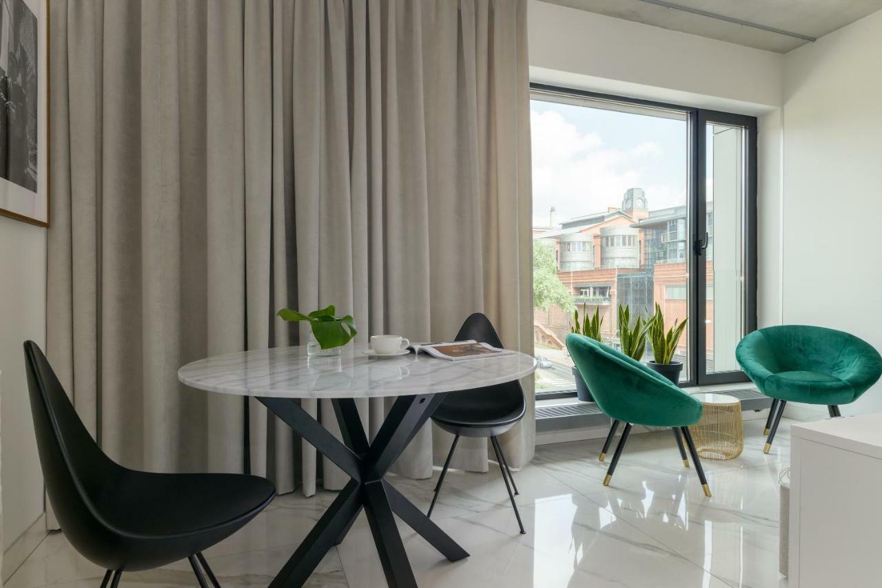 Centro Design Apartments - Polwiejska Poznań Exteriör bild