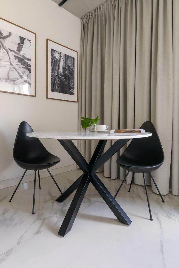 Centro Design Apartments - Polwiejska Poznań Exteriör bild
